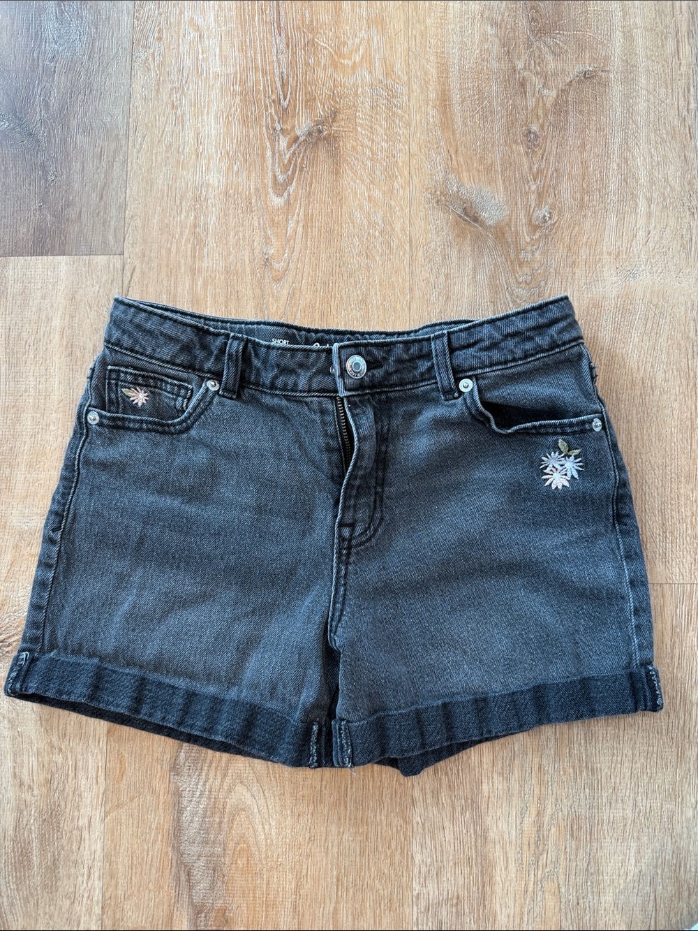 Washed Black Denim Shorts with Embroidered Flower Detail, Girls Size XL (14)